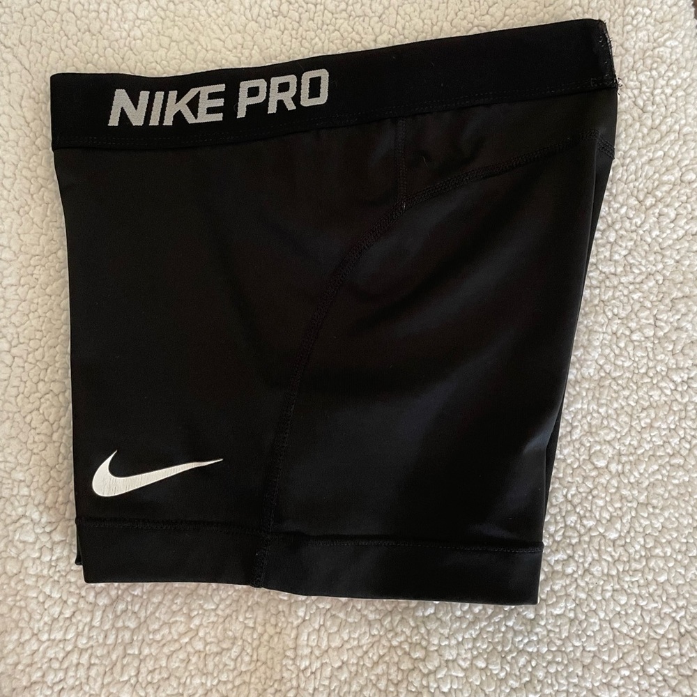 Nike Pro Women’s Shorts